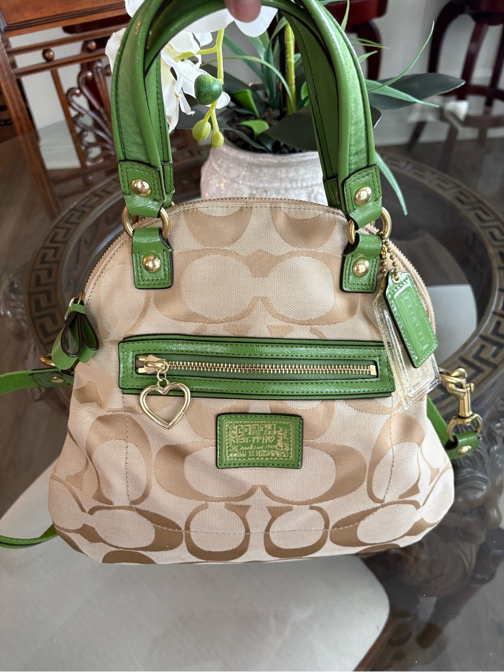 💚💚COACH POPPY DAISY SIGNATURE KHAKI JACQUARD & CHARTREUSE LEATHER BAG!💚💚